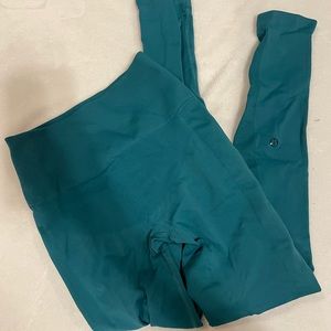 Teal Lululemon Leggings